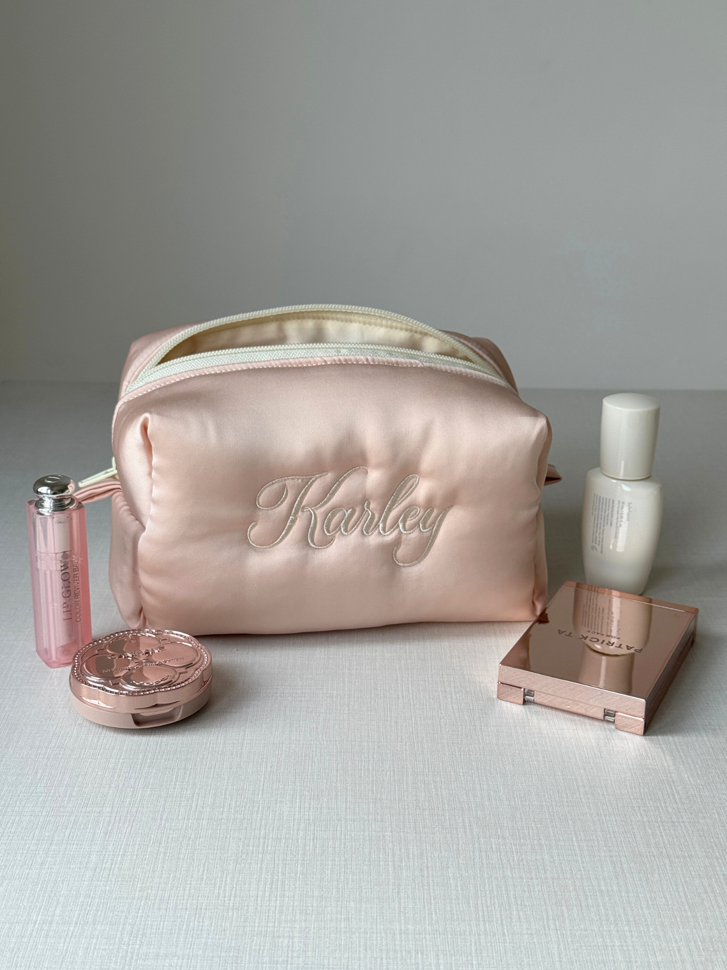 Makeup Pouch - Silk Dream