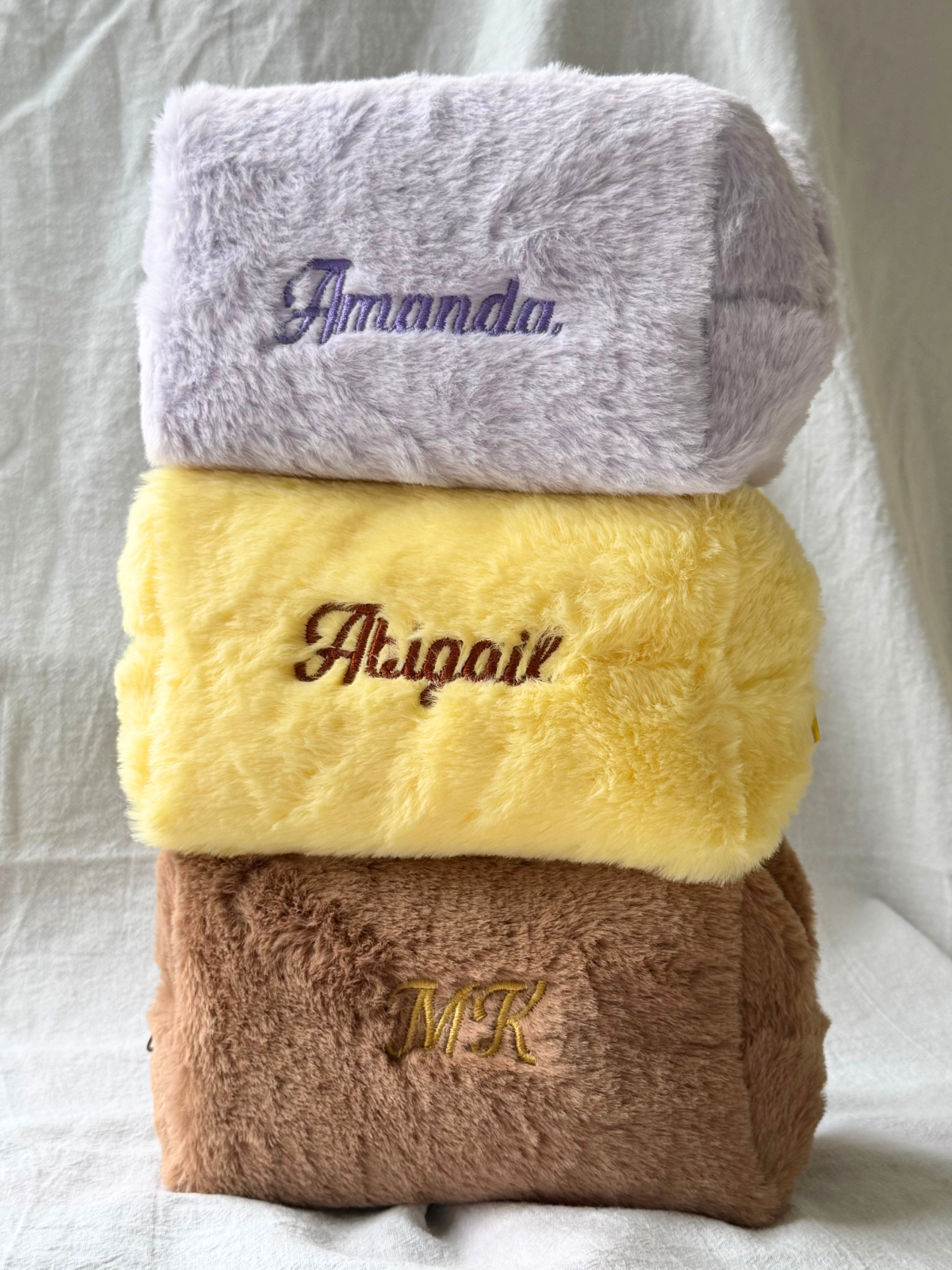 Makeup Pouch - Soft Ball