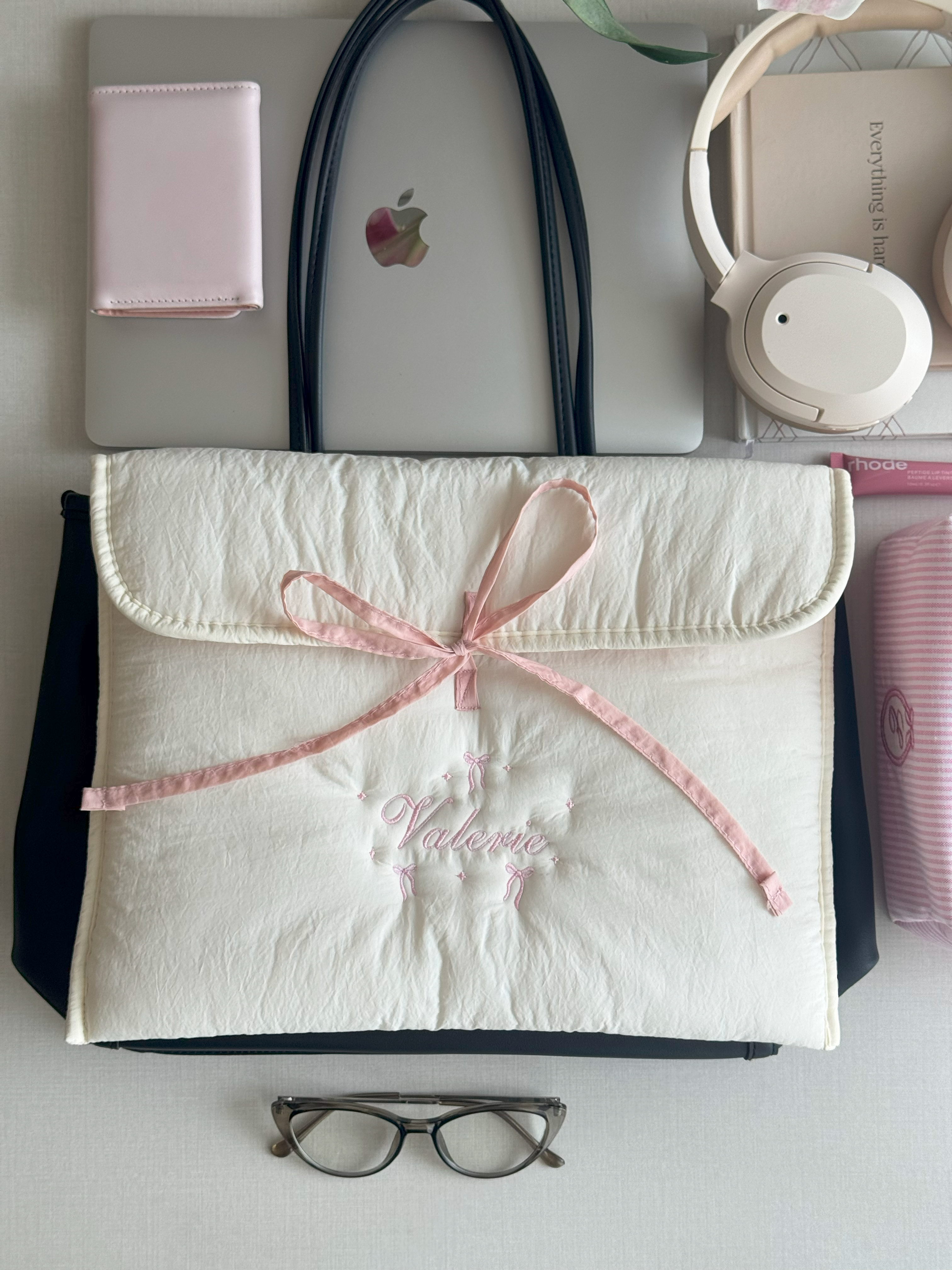 Laptop Sleeve - Ribbon Kiss 3