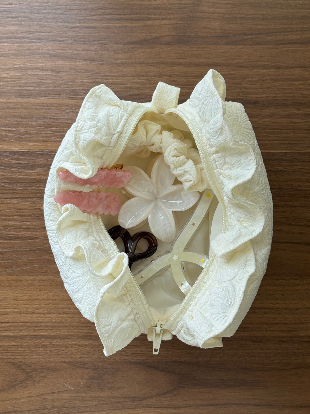 Makeup Pouch - White Garden 2