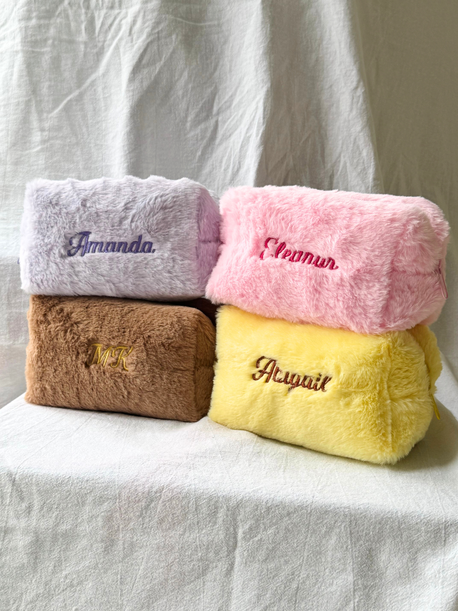 Makeup Pouch - Soft Ball