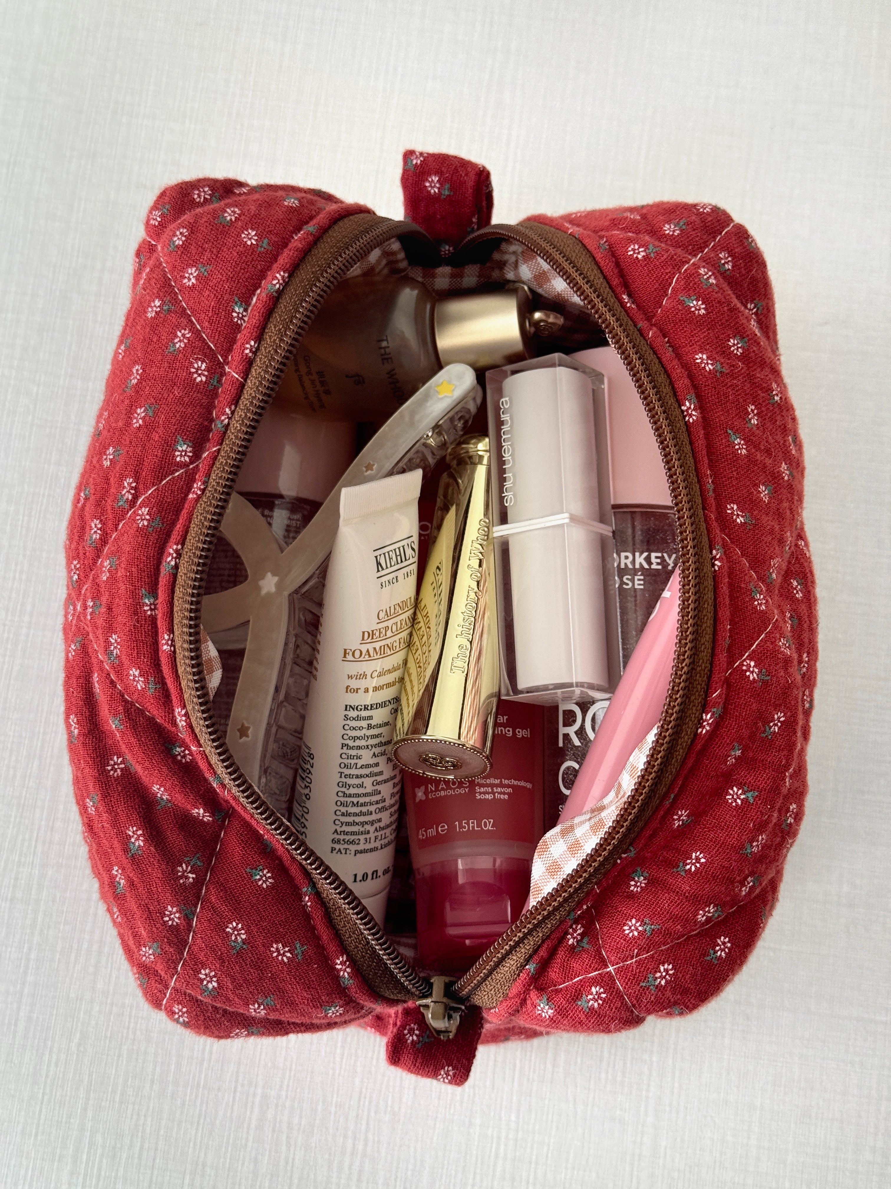 Makeup Pouch - Red Clover