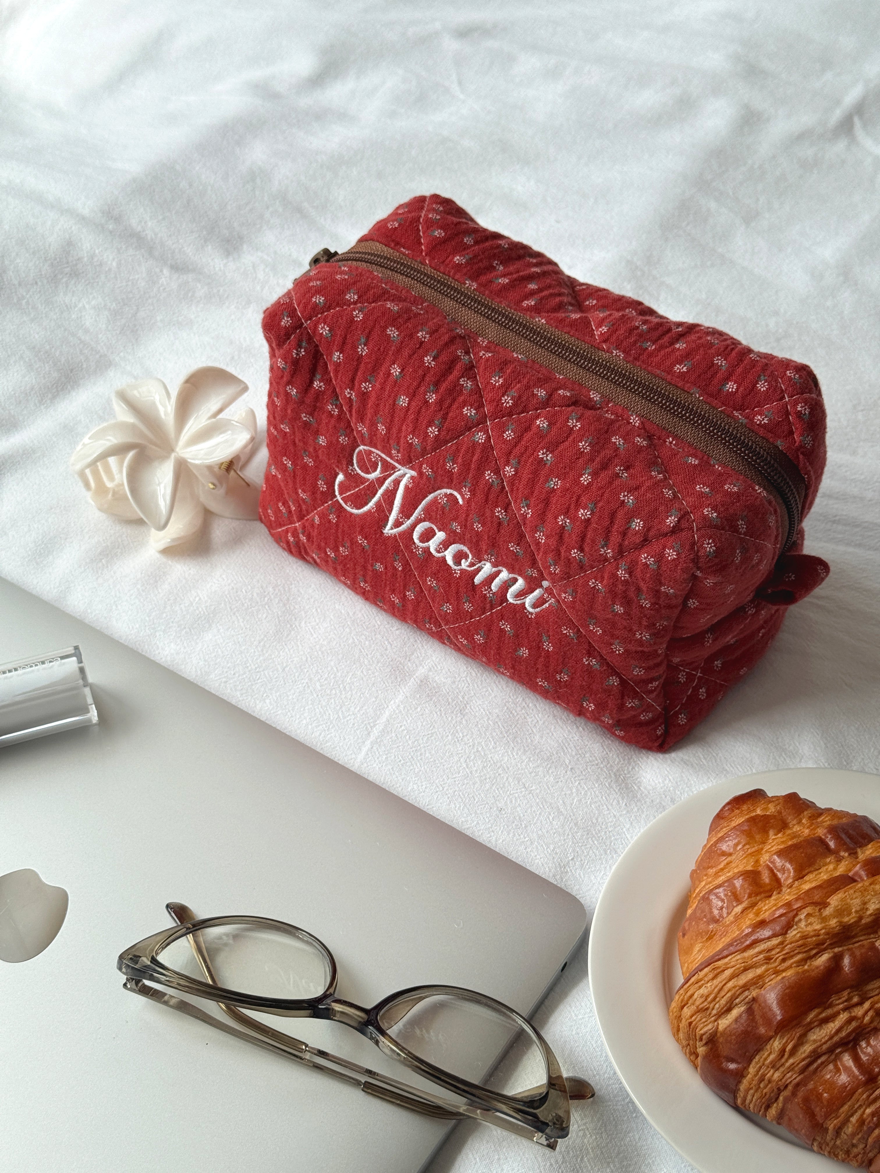 Makeup Pouch - Red Clover